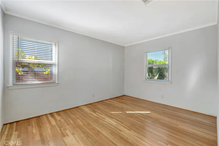 6428 Densmore Avenue, Lake Balboa, California 91406