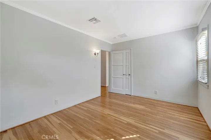 6428 Densmore Avenue, Lake Balboa, California 91406