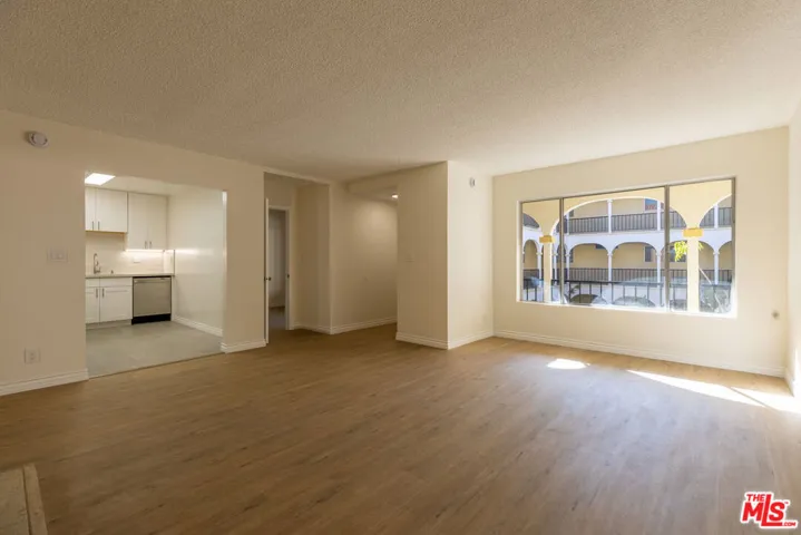1033 6th Street 206, Santa Monica, California 90403