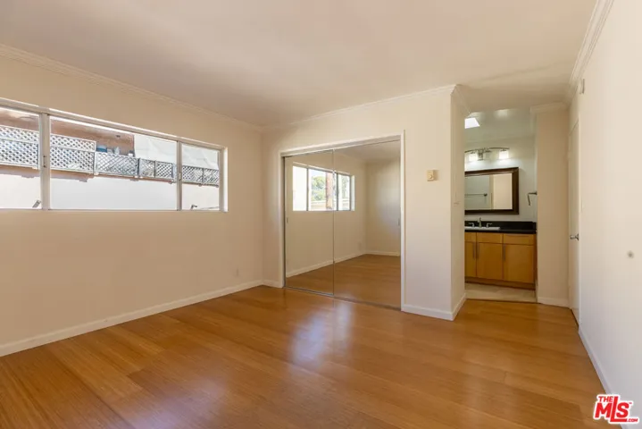 1033 6th Street 305, Santa Monica, California 90403