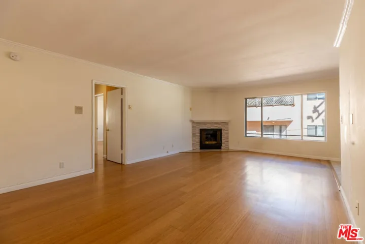 1033 6th Street 305, Santa Monica, California 90403