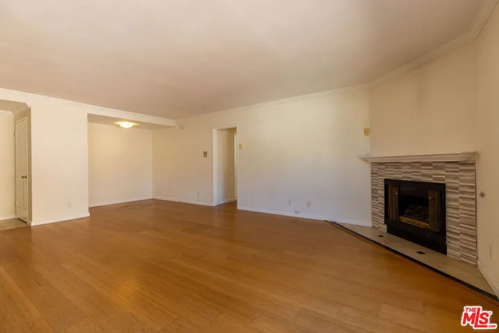1033 6th Street 305, Santa Monica, California 90403