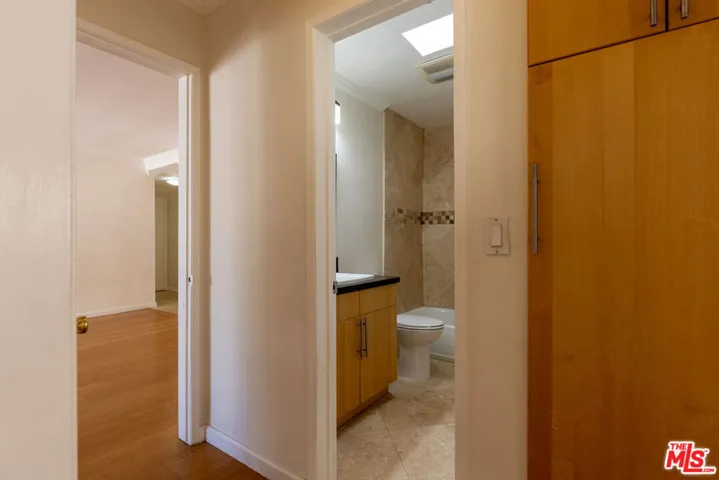 1033 6th Street 305, Santa Monica, California 90403