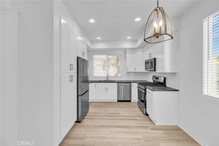 15203 Villagio Way, North Hills, California 91343