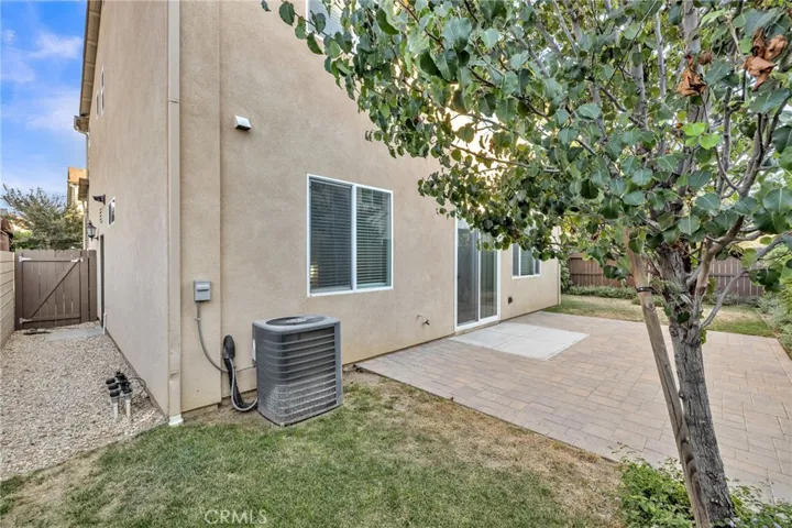 15203 Villagio Way, North Hills, California 91343