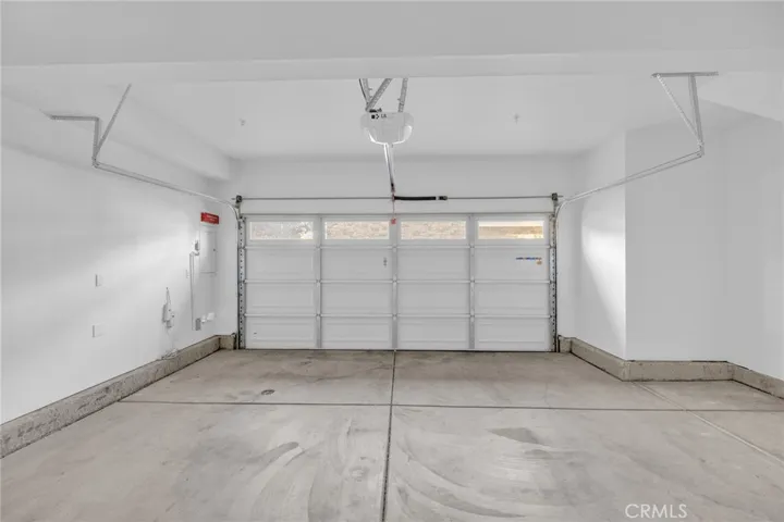 15203 Villagio Way, North Hills, California 91343