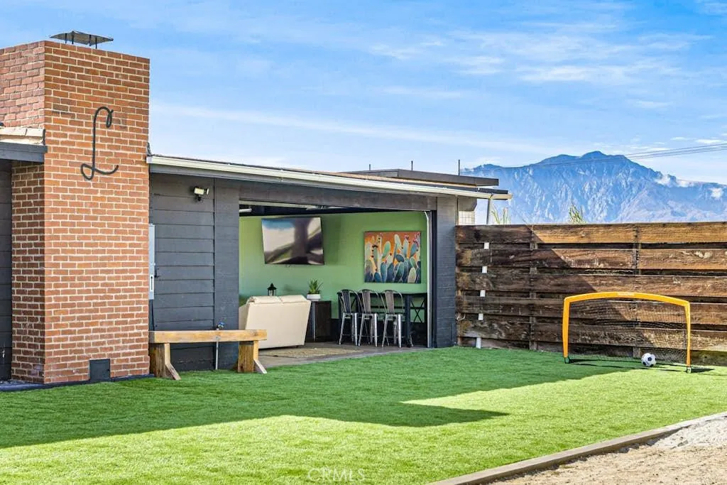 73100 Lyons Boulevard, Desert Hot Springs, California 92241 home-pic-13