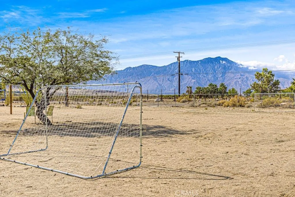 73100 Lyons Boulevard, Desert Hot Springs, California 92241 home-pic-11