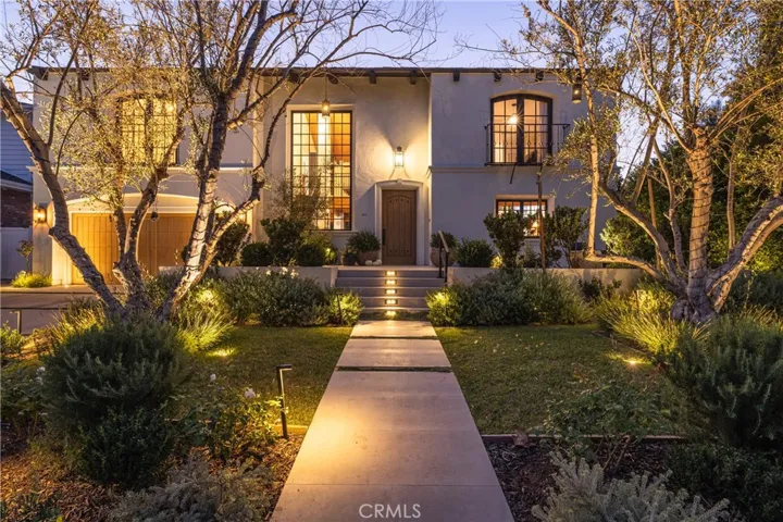 419 Signal Road, Newport Beach, California 92663