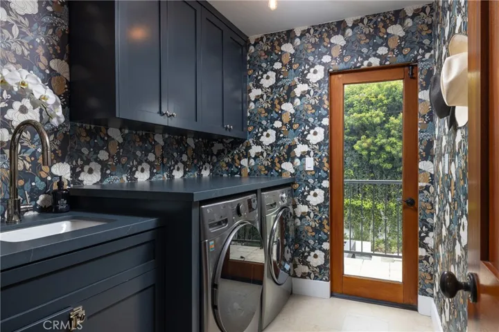 419 Signal Road, Newport Beach, California 92663