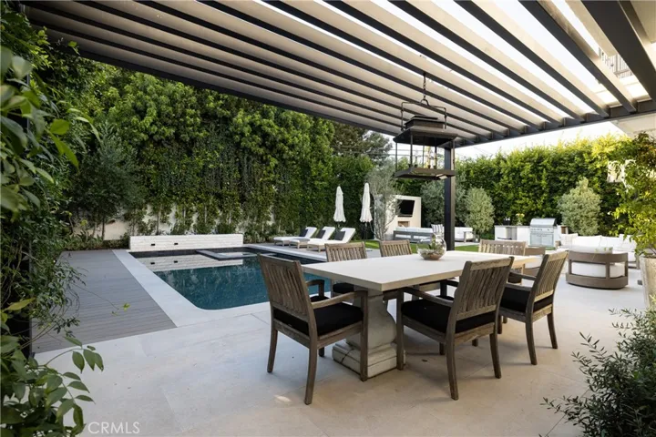 419 Signal Road, Newport Beach, California 92663