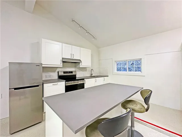 4580 Live Oak Canyon Road, La Verne, California 91750