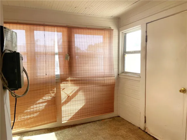 6710 4th Avenue, Los Angeles, California 90043