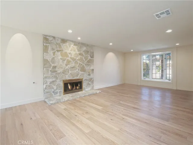 Living room with fireplace