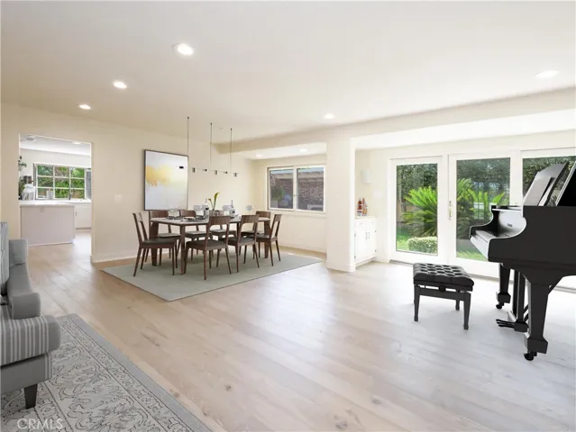 Dining Area (Virtually Staged)