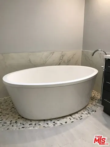 Second bathroom bathtub