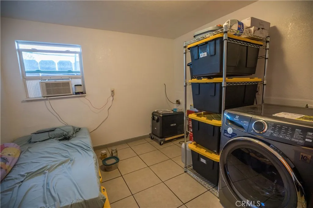 1122 N Street, Merced, California 95341 home-pic-12