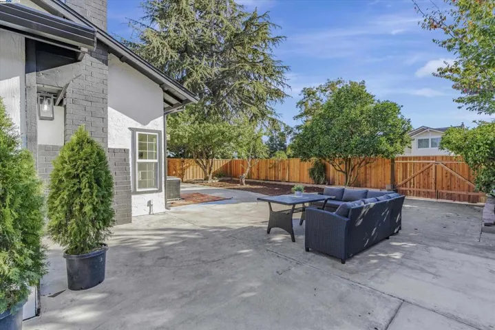 32985 Bluebird Loop, Fremont, California 94555
