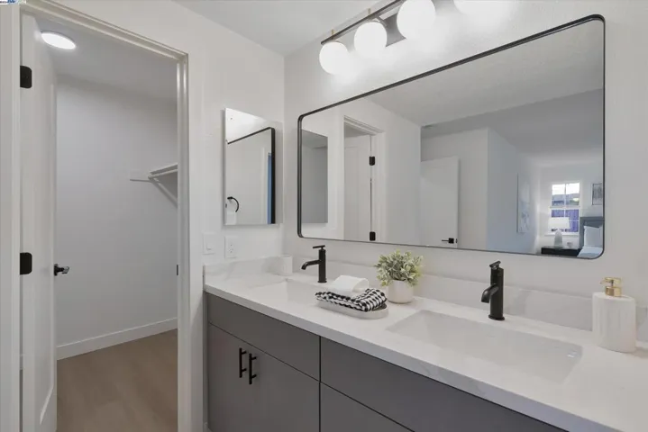 32985 Bluebird Loop, Fremont, California 94555