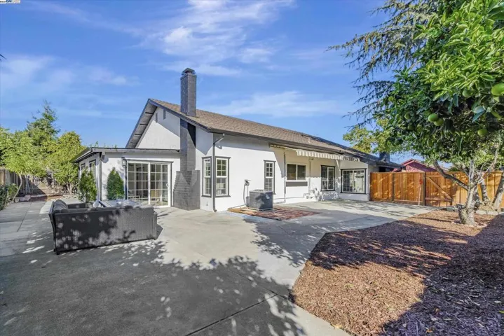 32985 Bluebird Loop, Fremont, California 94555