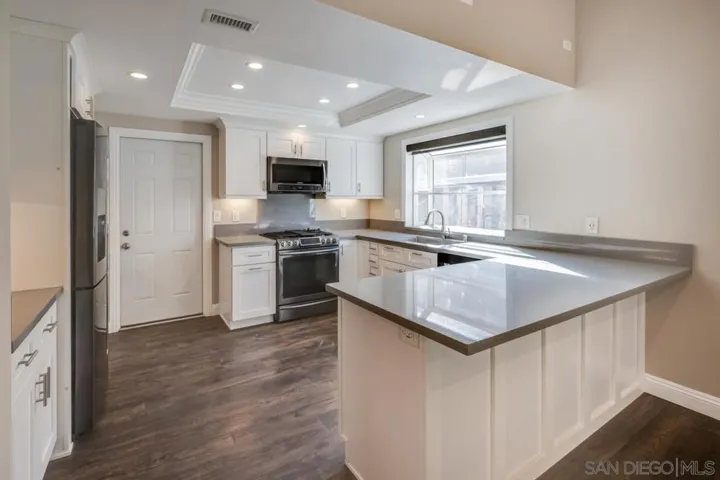 10224 Pebble Beach Dr, Santee, California 92071