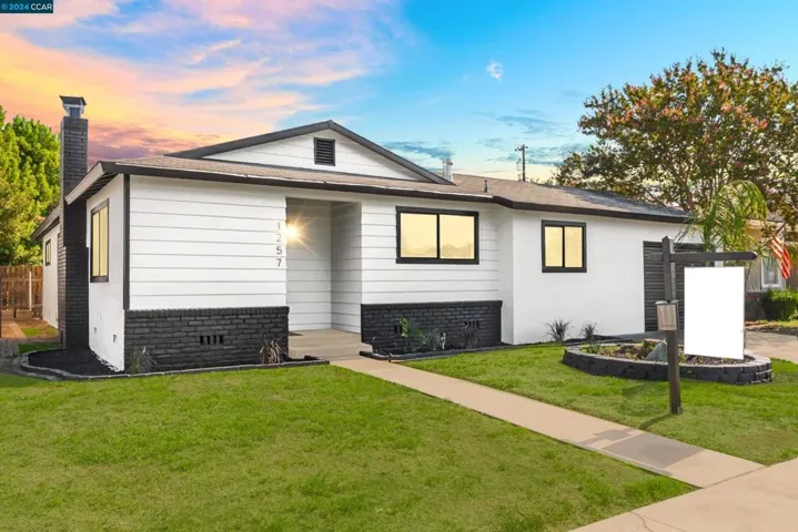 1257 Stafford Way, Yuba City, California 95991