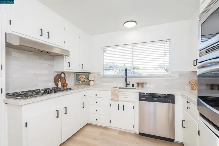 1257 Stafford Way, Yuba City, California 95991