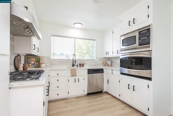 1257 Stafford Way, Yuba City, California 95991