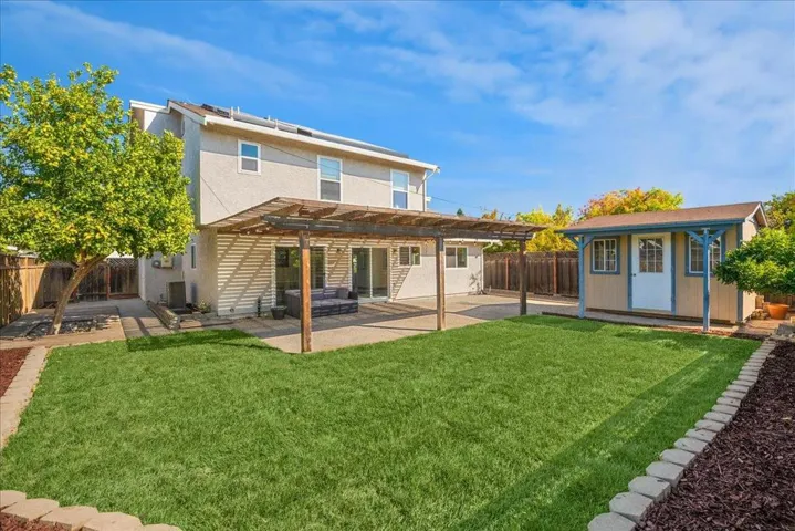 1212 Valbusa Drive, Gilroy, California 95020