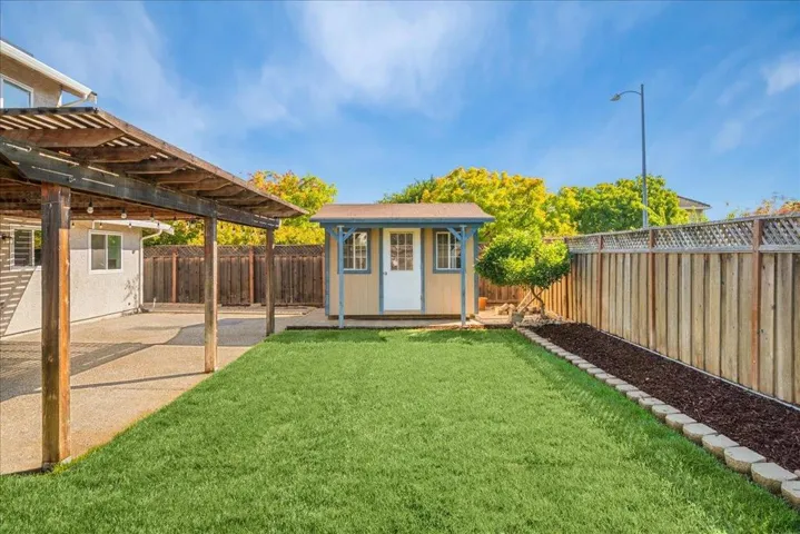 1212 Valbusa Drive, Gilroy, California 95020