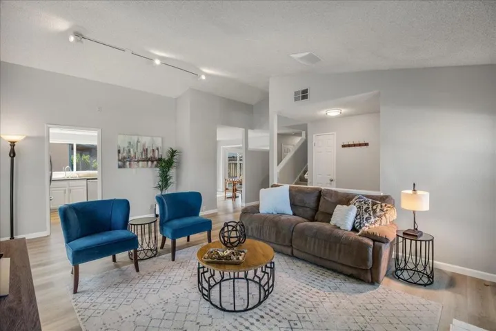 1212 Valbusa Drive, Gilroy, California 95020