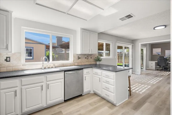 1212 Valbusa Drive, Gilroy, California 95020