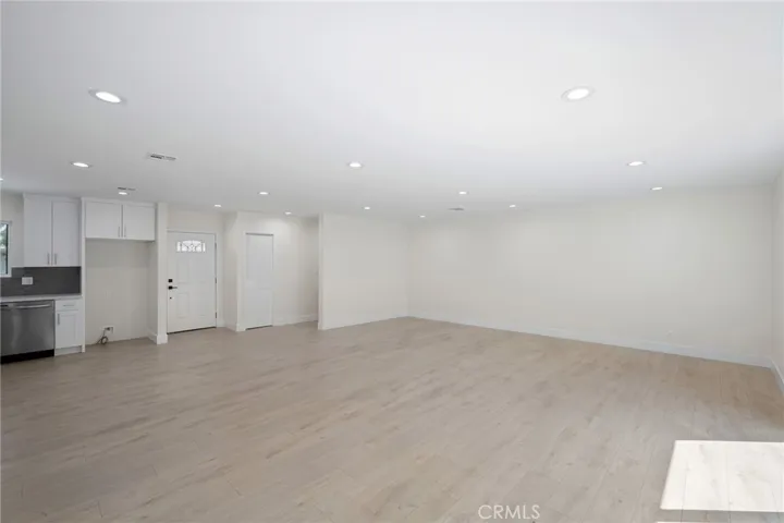 16734 Tribune St, Granada Hills, California 91344