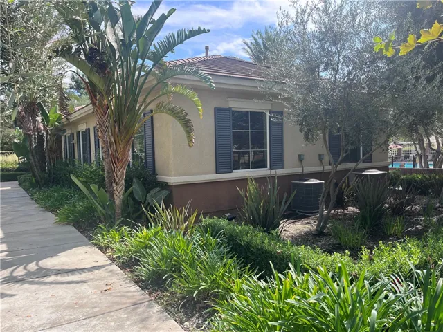 5337 Prato Lane, Fontana, California 92336