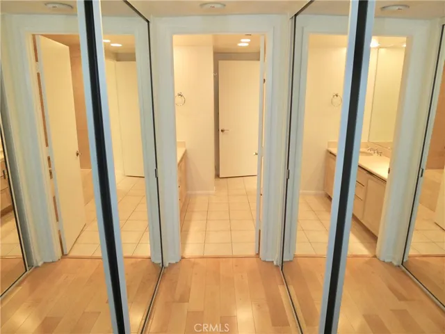 850 E Ocean Boulevard 203, Long Beach, California 90802