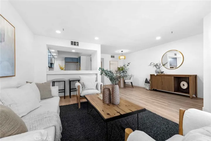 1200 Pacific Coast 325, Huntington Beach, California 92648