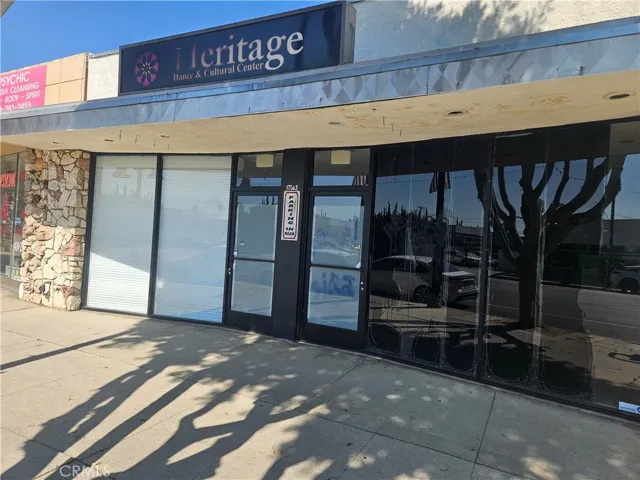 17541 Chatsworth Street, Granada Hills, California 91344