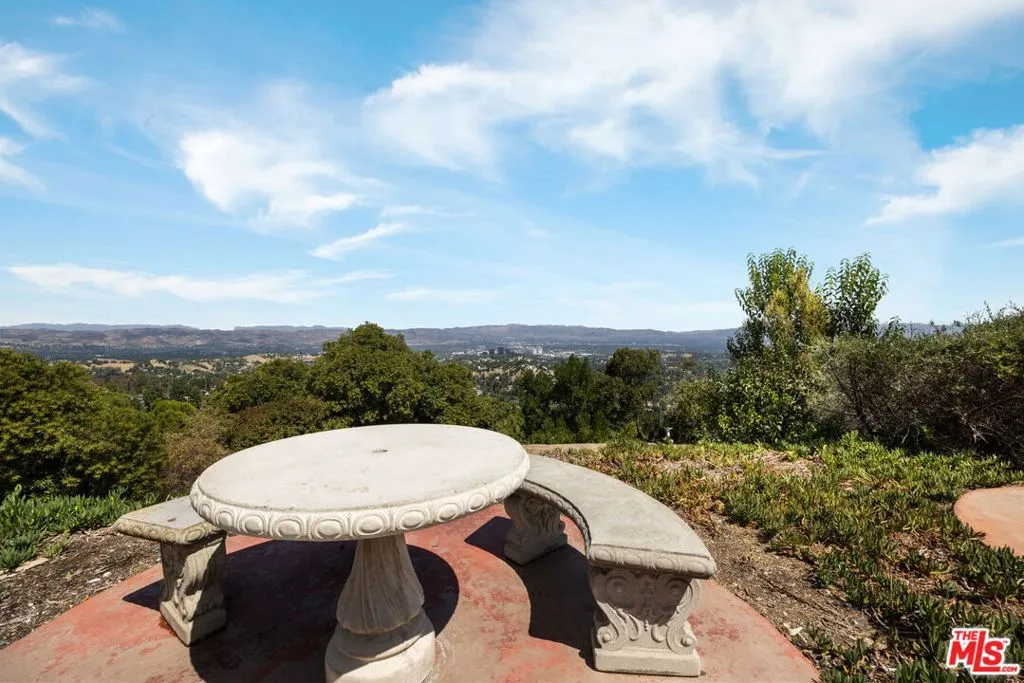1130 Mohawk, Topanga, California 90290 home-pic-30