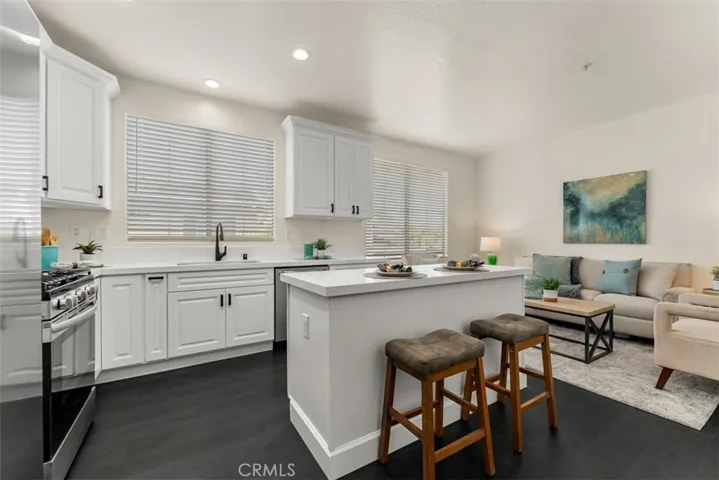 13566 Cobblestone Lane, Westminster, California 92683