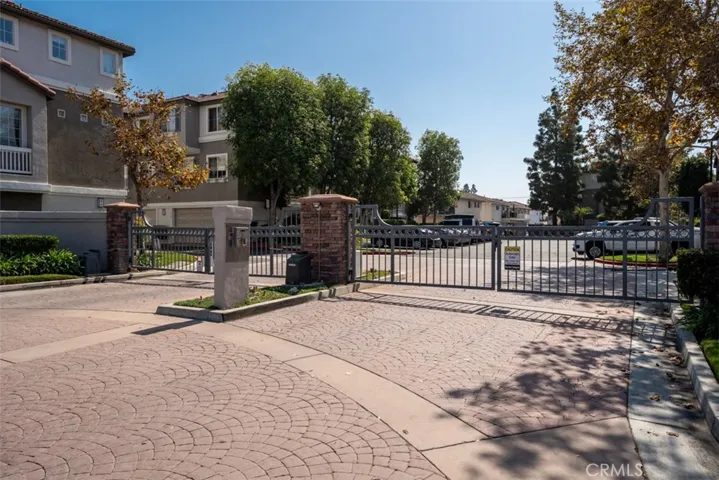 13566 Cobblestone Lane, Westminster, California 92683