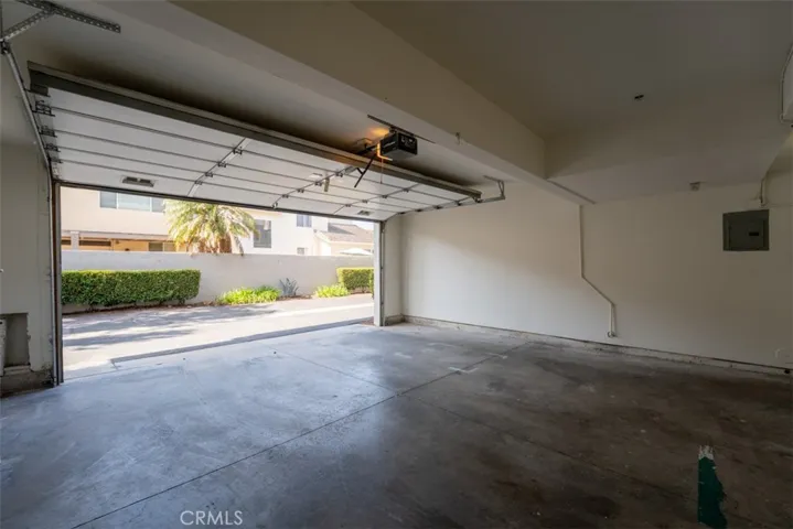 13566 Cobblestone Lane, Westminster, California 92683