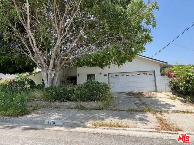 1315 Ameluxen Avenue, Hacienda Heights, California 91745
