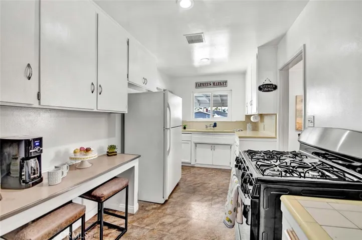 931 S Mccloud Street, Anaheim, California 92805