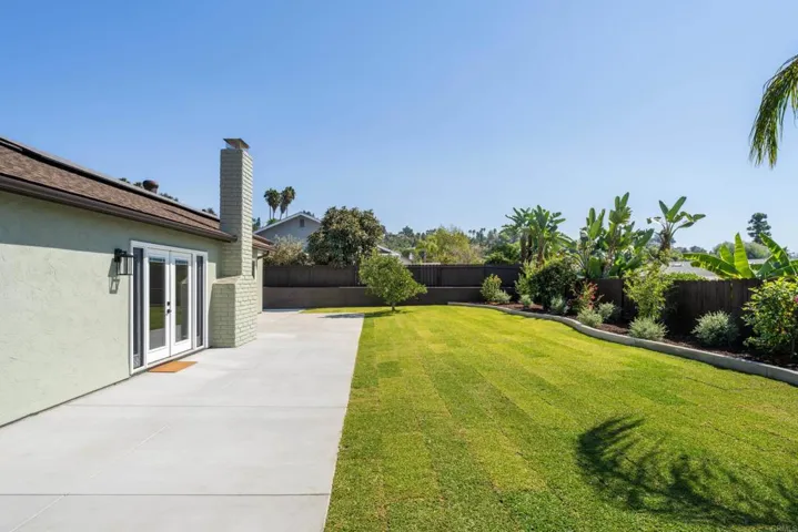 959 Chestnut Drive, Escondido, California 92025