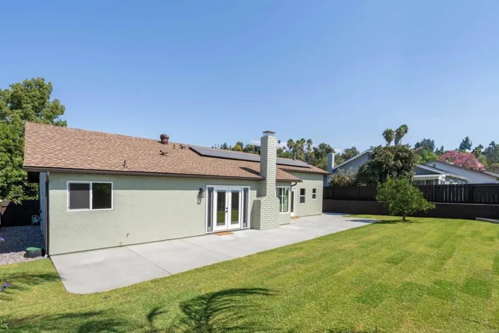 959 Chestnut Drive, Escondido, California 92025