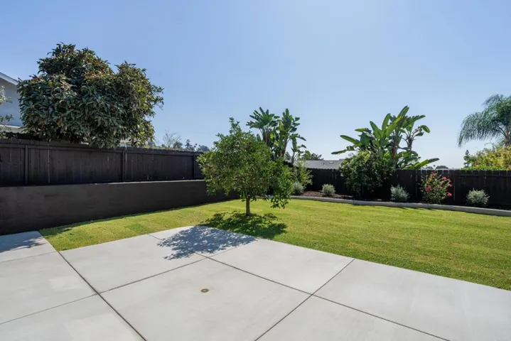 959 Chestnut Drive, Escondido, California 92025