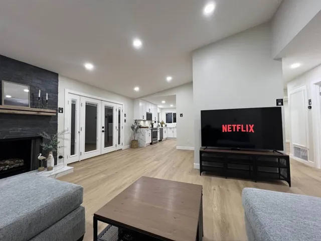 959 Chestnut Drive, Escondido, California 92025