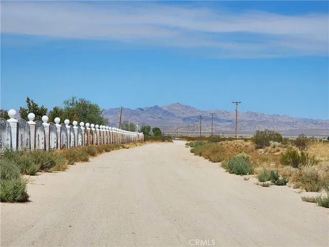 503 Locust Avenue, Lucerne Valley, California 92356