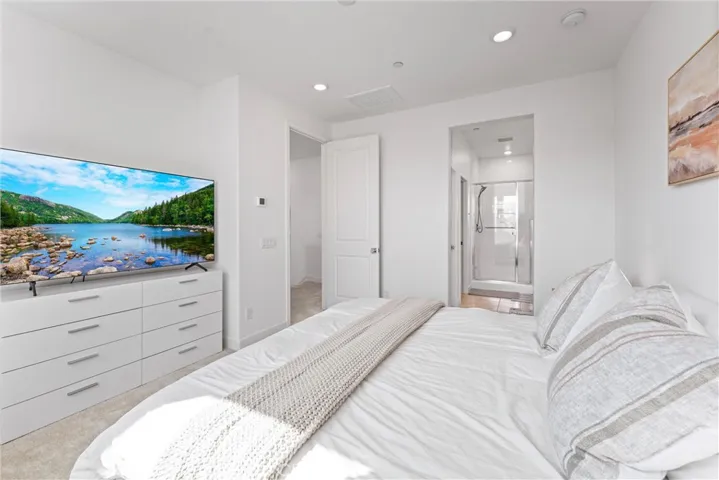 1649 W Lincoln Avenue 102, Anaheim, California 92801