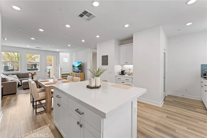 1649 W Lincoln Avenue 102, Anaheim, California 92801